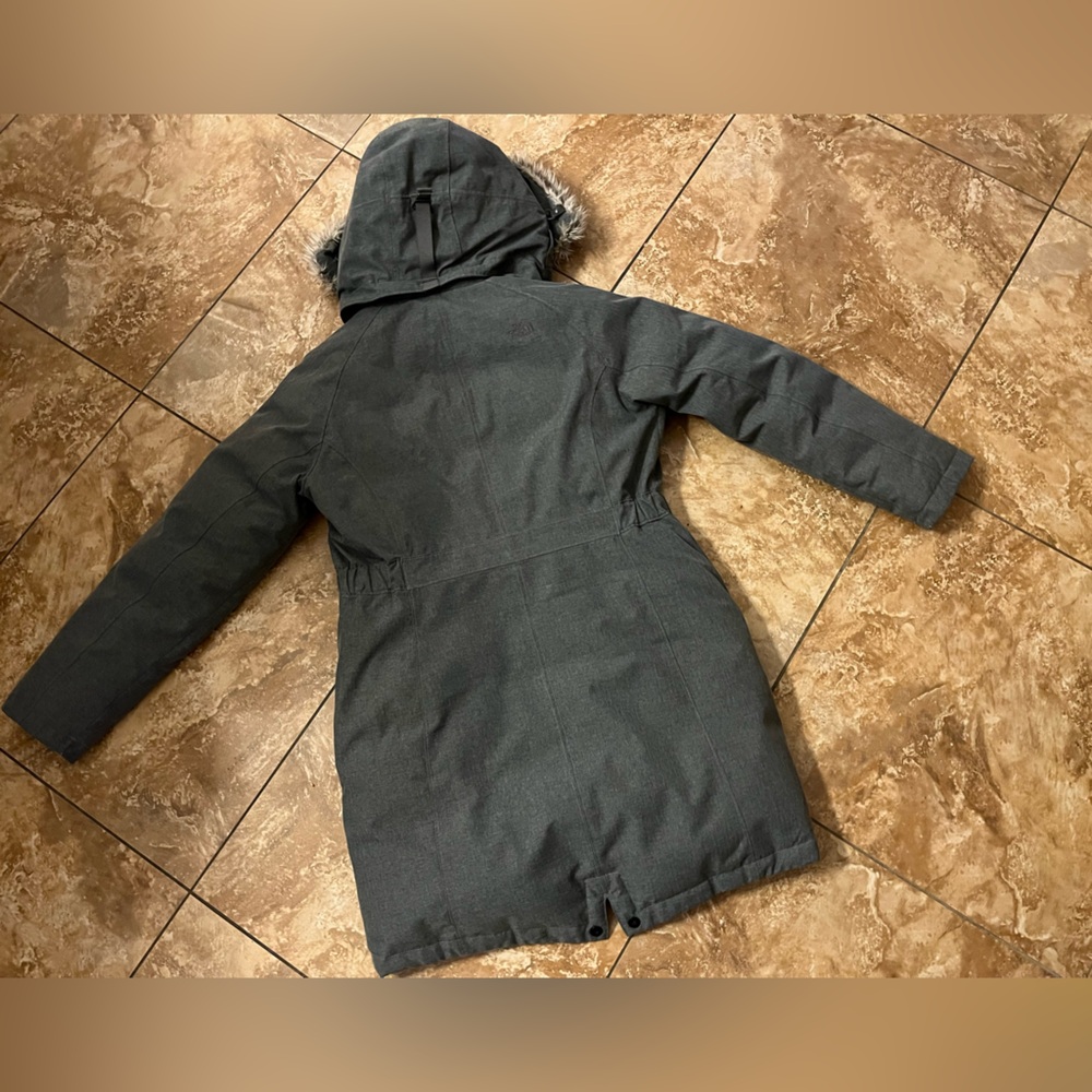The North Face Arctic Parka Heathered Grey Down Winter Coat - Medium EUC - Picture 8 of 17